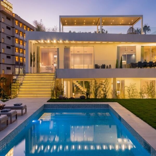 Villa Crystal Winter Rental