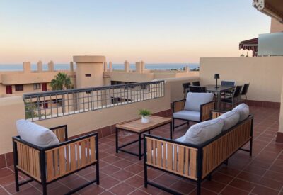 La Cala de Mijas – 2 Bedroom Penthouse with pool and sea views