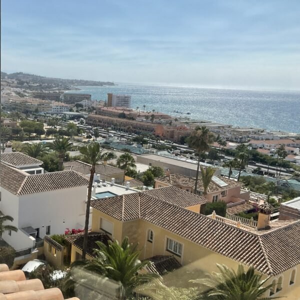 Penthouse La Cala de Mijas apartment with stunning sea views photo 2