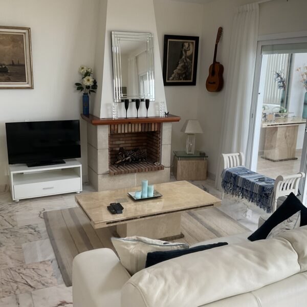 Penthouse La Cala de Mijas apartment with stunning sea views photo 6