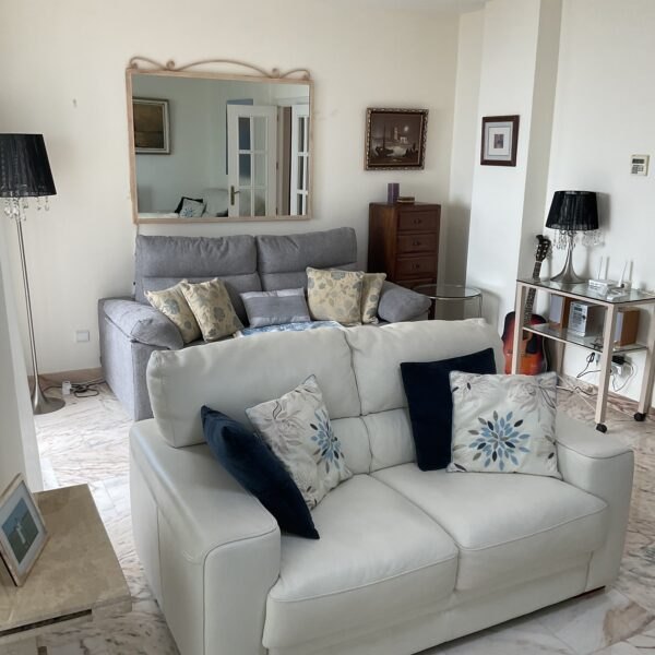 Penthouse La Cala de Mijas apartment with stunning sea views photo 7